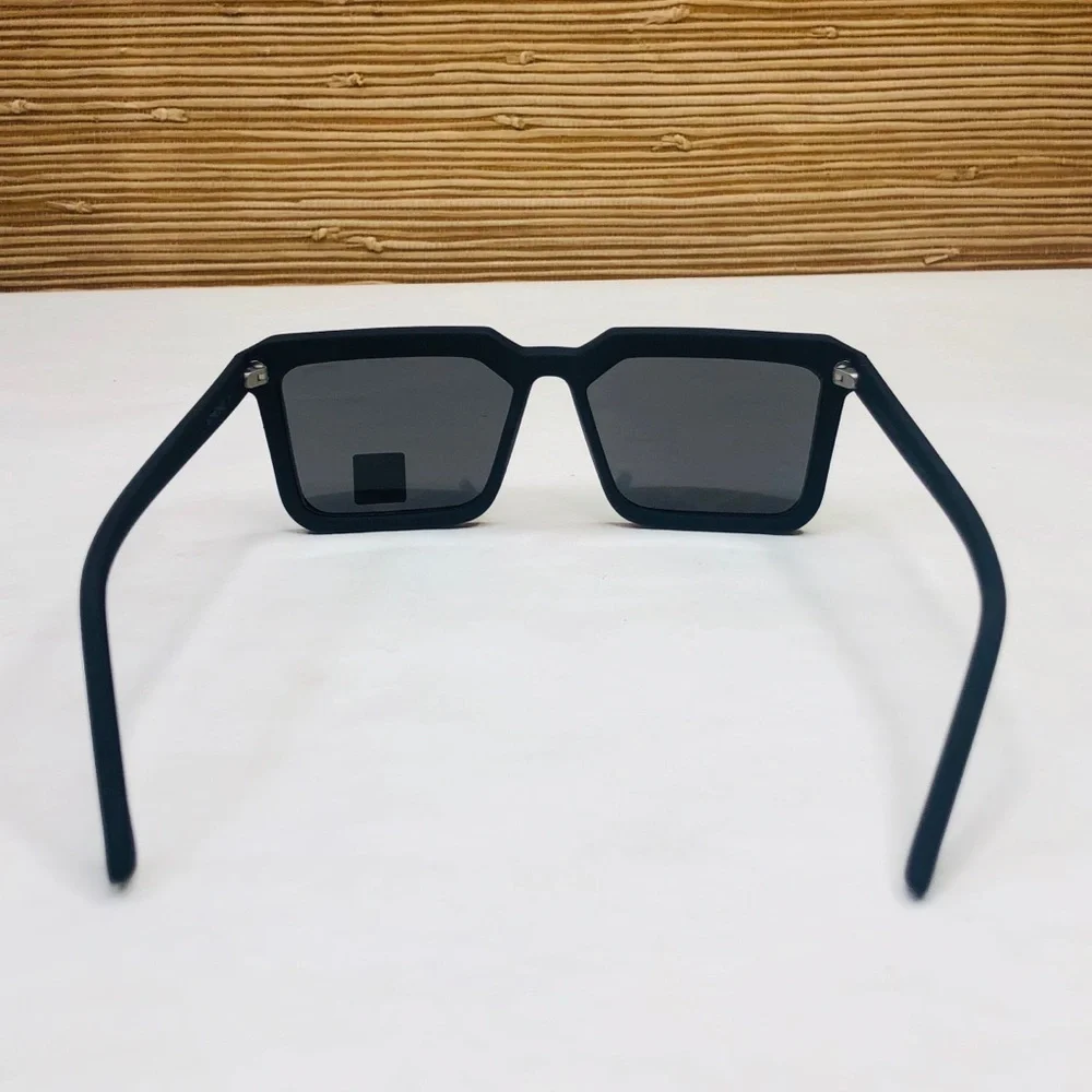 KOMONO Sunglasses Benicio Black Rubber NEW UV400